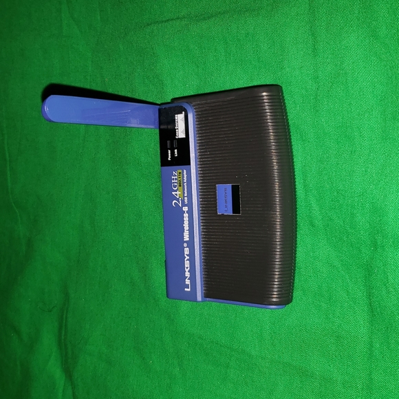 Linksys Wireless-G USB Adapter - Picture 3 of 3